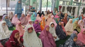 SD Mugres Bangun Kebiasaan Beribadah dan Bermasyarakat pada Siswa