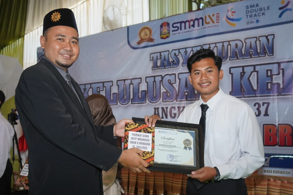 Berkali-kali Ditolak Perguruan Tinggi, Mantan Ketua IPM SMAMIX ini Akhirnya Tembus UGM