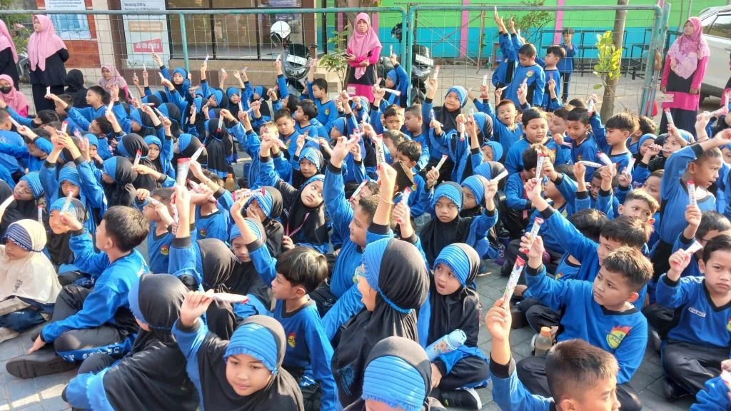 Penutupan MPLS SD Muhammadiyah 1 Krian Berlangsung Meriah