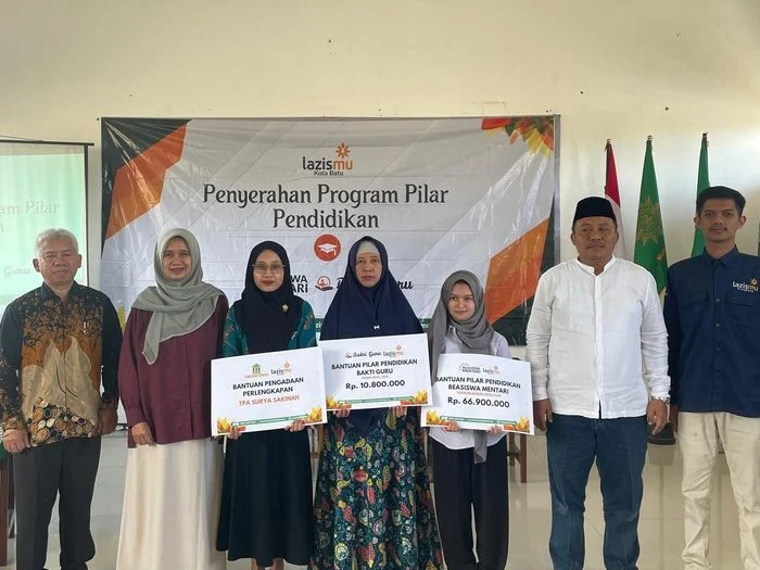 Lazismu Kota Batu Kembali Salurkan Bantuan Pilar Pendidikan untuk Dukung Kemajuan Dunia Pendidikan