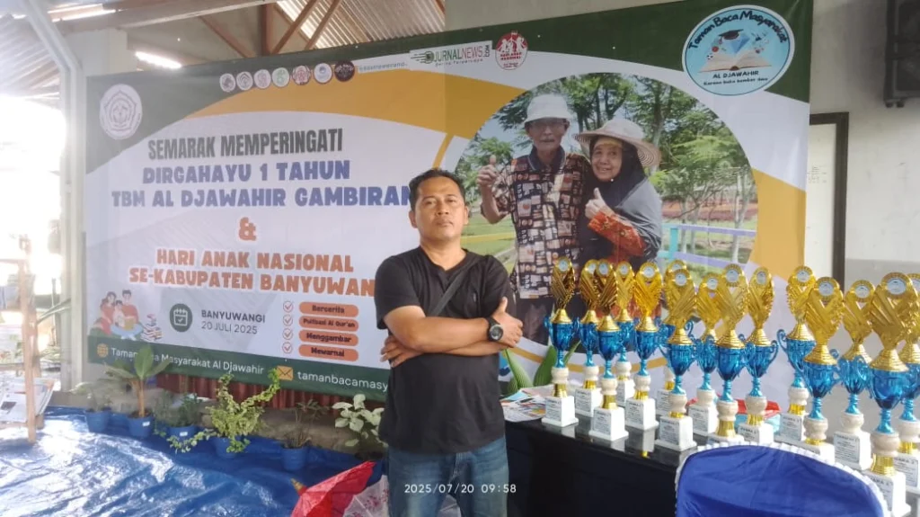 Inspirasi! Guru Seni SMP Muhi Genteng Jadi Ketua Juri Lomba Lukis Tingkat Nasional