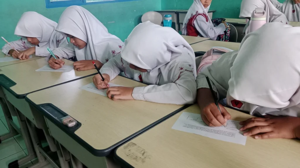 SD Mumtaz Latih Nalar Kritis dan Keberanian Berargumen lewat Excellent Pair-Reading