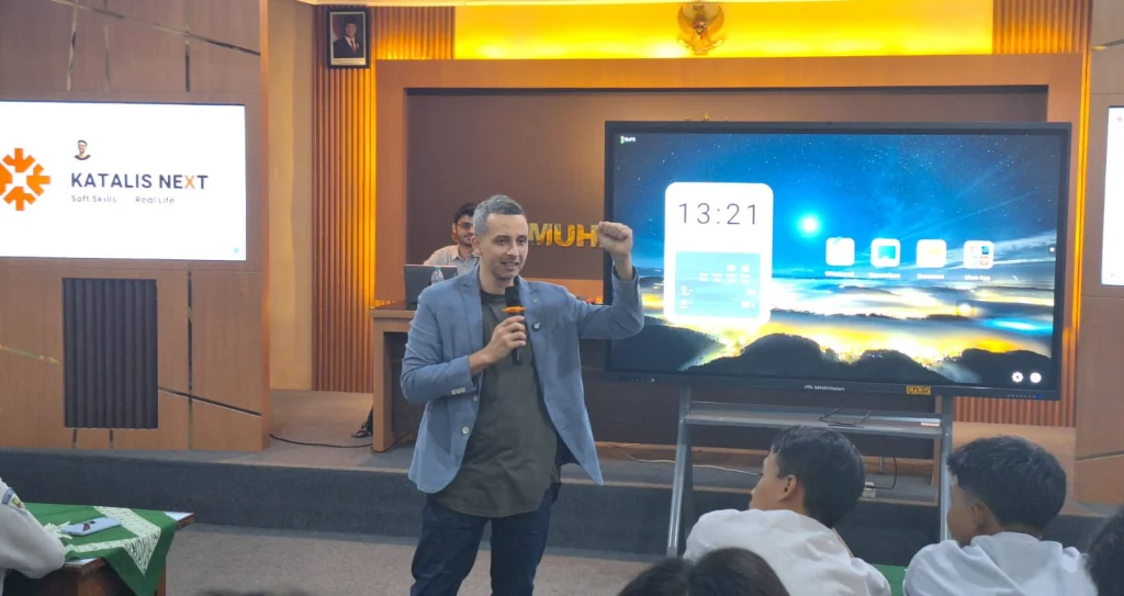 Belajar Soft Skill, Ratusan siswa Smamita Antusias Hadiri Seminar Katalis Next