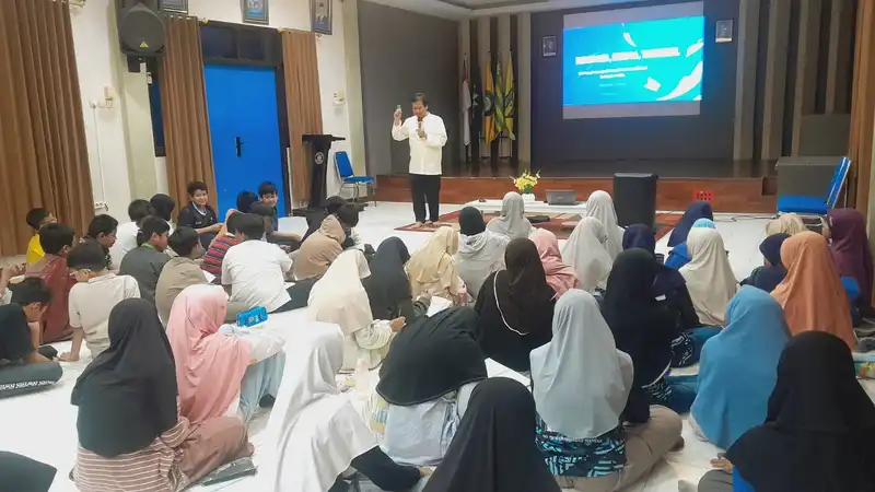 BBQ SD Muhammadiyah Manyar Tekankan Pentingnya Ikhtiar, Doa, dan Tawakkal
