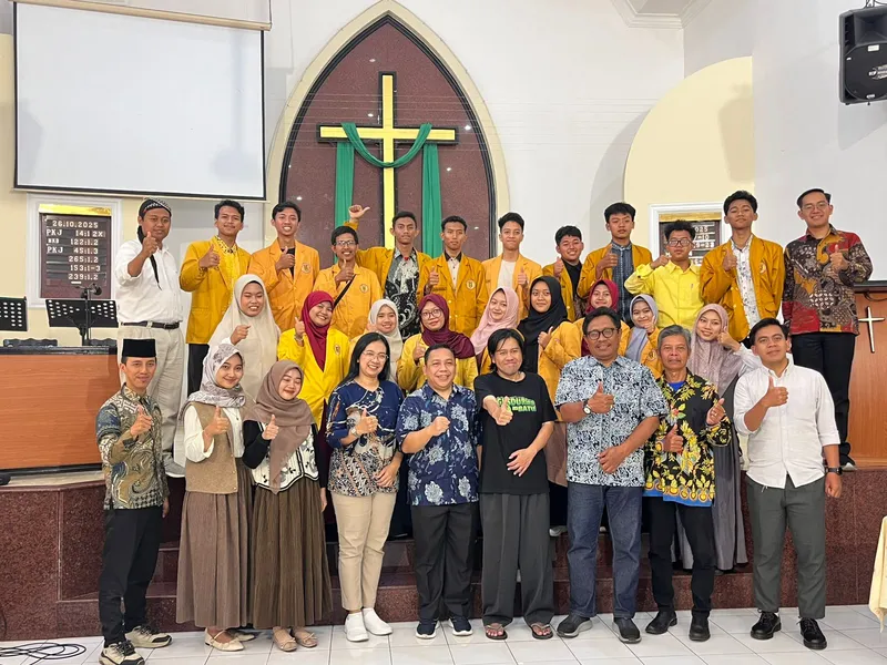 Rihlah Ilmiah PDPM III: Tumbuhkan Toleransi dan Harmoni lewat Kunjungan Lintas Agama