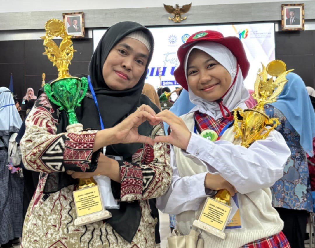Kompak, Kepala Sekolah dan Duta Sekolah SD Almadany Raih Juara pada Festival Faqih Usman ke-9