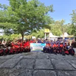 Siswa SMP Muhammadiyah 8 Gresik Asah Jiwa Kepemimpinan dan Kreativitas Lewat Outdoor Learning Activity