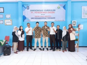 Tingkatkan Kualitas Lulusan SMK Muhammadiyah 1 Kepanjen Melalui Sinkronisasi Kurikulum dengan Petrokimia Gresik