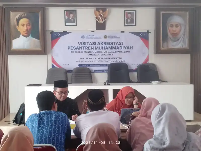 Tingkatkan Kualitas, Ponpes Modern Muhammadiyah Paciran Lamongan Laksanakan Akreditasi