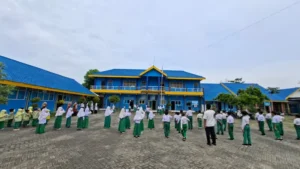 Bukan Sekadar Upacara, Ini Semangat Juang di MIM 08 Pelangwot