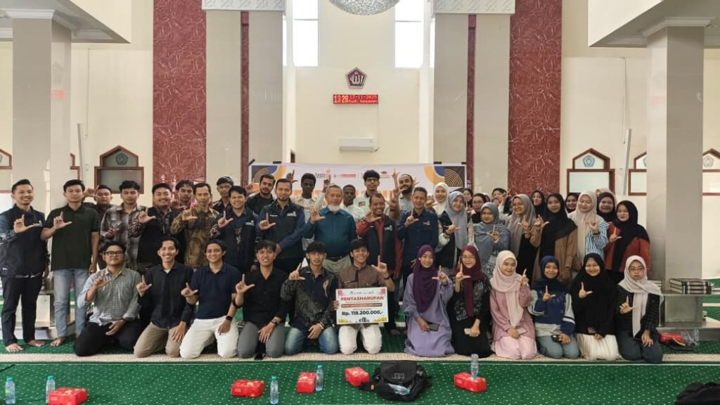 Kl Lazismu UM Surabaya Tasharufkan Beasiswa Sang Surya Kepada 71 Mahasiswa termasuk Mahasiswa Asing