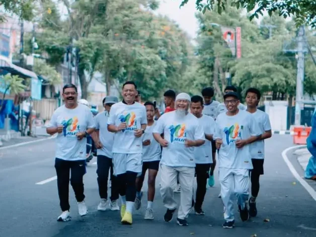 RunnerMu Blitar Tuntaskan Lari 113 KM Rayakan Milad ke-113 Muhammadiyah