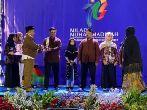 SMAM 3 Batu Raih The Best Performance pada Lomba Senam Anak Indonesia Hebat