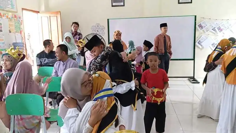 Munaqasyah VIII SD Mutu Paiton: Rihlah Menuju Surga bersama Al-Quran