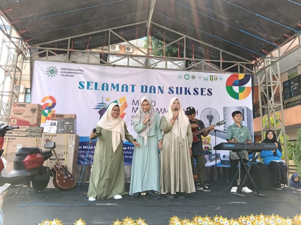Siswa SLB Aisyiyah Tulangan Ikut Memeriahkan Puncak Milad ke-113 Muhammadiyah