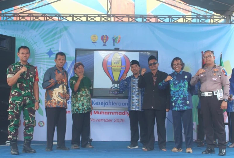 Launching Sekolah Kreatif SMP Muhammadiyah 15 Menganti dalam Resepsi Milad ke-113 Muhammadiyah