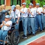 Suasana Haru Warnai Upacara Hari Guru Nasional di Smamuga Tulangan