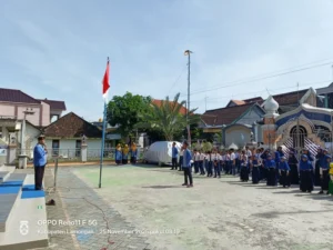 Guru Hebat Indonesia Kuat: Upacara Hari Guru MIM 11 Jabung dan TK ABA Jabung
