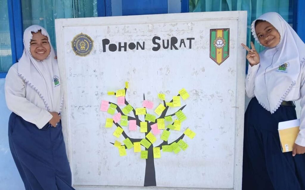 Pohon Surat Warnai Peringatan Hari Guru Nasional di MTs Muhammadiyah 4 Bulubrangsi