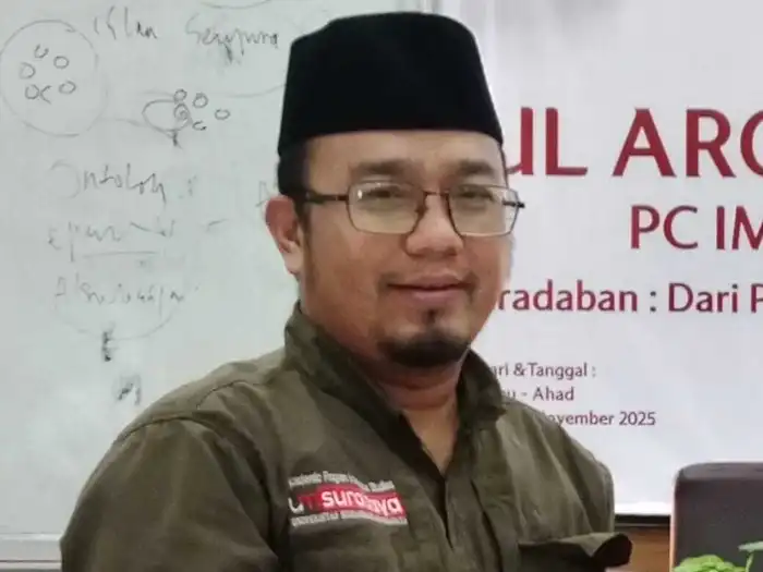 Refleksi Hari Guru: Junjung Tinggi Martabatnya, Segera Sahkan UU Perlindungan Guru dan Dosen