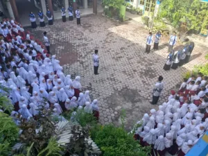Upacara Hari Guru di SD MUHSIDA, Momentum Penguatan Peran Pendidik