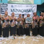 Peringati Hari Guru, Siswa SMP Muhammadiyah 11 Surabaya Beri Kejutan!
