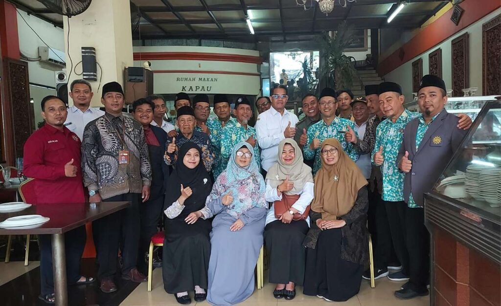 PCM Krembangan Peringati Milad ke-113 Muhammadiyah dengan Silaturahmi Forkopimcam