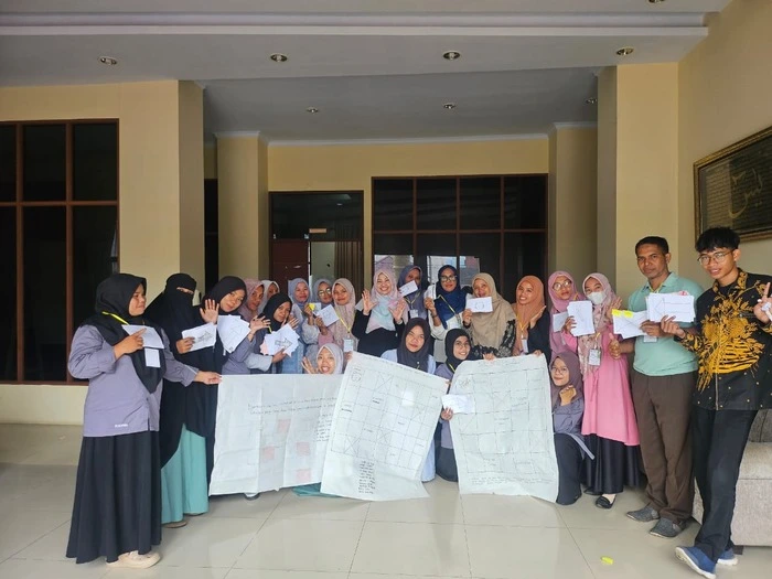 Di Bawah Bayangan Gamalama, Guru SD Muhammadiyah Maluku Utara Meng-koding Masa Depan dengan Ramuan Logika dan Etika