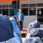 FGM Jatim Ajak Siswa SD Mugeb Gresik Bersyukur dan Kreatif pada Apel Hari Guru Nasional