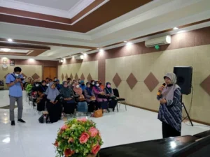 Jadi Kepala Sekolah Harus Sat-Set War-Wer