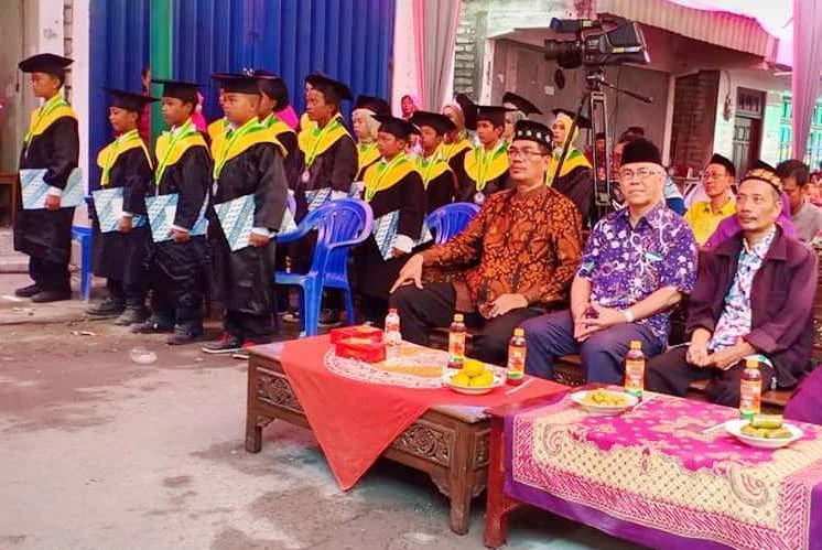 Di Balik Wisuda Siswa, Inilah  Kualitas Perguruan Campurejo