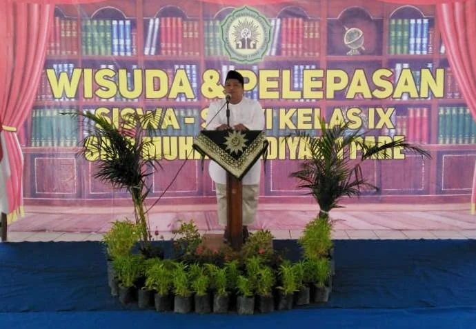 Beginilah Balasan untuk Orangtua yang Berhasil Mendidik Anak dalam Keimanan