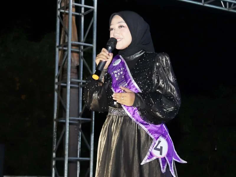 Guru Bahasa Arab Menangi Kontes Modeling Beauty Muslimah