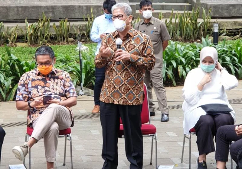 Covid Masih Mengancam, DPR Anjurkan Belajar Online Diperpanjang