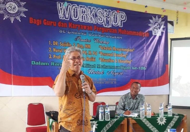 Rata-Rata Niat Jadi Guru Itu Melenceng, Ini Buktinya