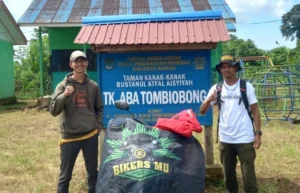BikersMu Banggai Salurkan Bantuan untuk Siswa di Pedalaman Batui Selatan