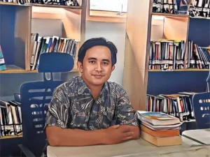 Tradisi Bukan Fosil: Merubah Bentuk Tanpa Kehilangan Makna
