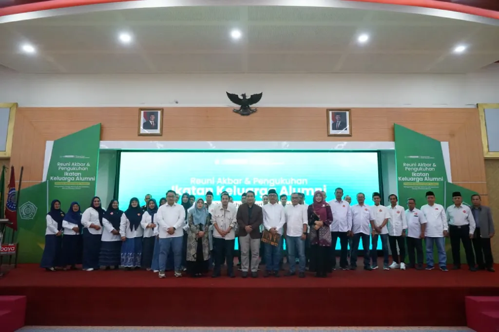 IKA UM Surabaya Resmi Dikukuhkan, Rektor Ajak Alumni Tak Lupa Almamater