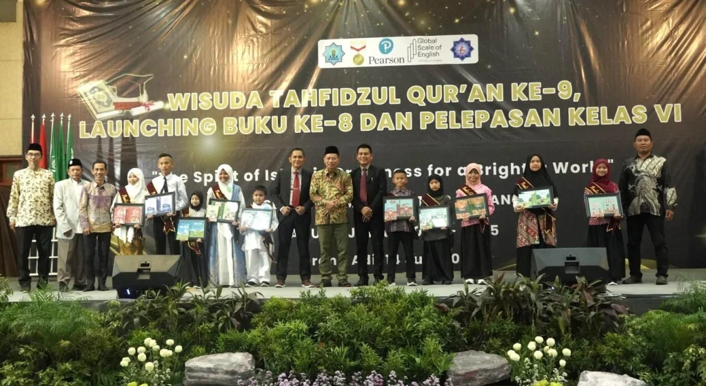10 Buku Karya Siswa SD Mumtaz Resmi Dilaunching: Jejak Pena Anak Negeri Terus Mengalir