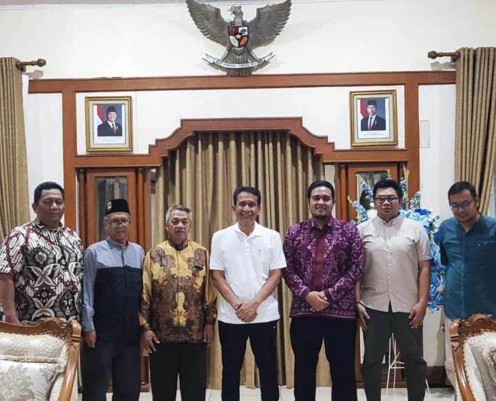 Kunjungan Silaturahim STTM AR Fachruddin Bojonegoro ke Bupati Bojonegoro: Wujud Komitmen Majukan Pendidikan Tinggi