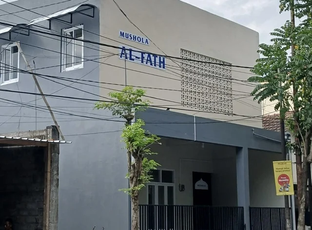 Mengenal Mushola Al-Fath: AUM Baru PDM Kota Kediri yang Memadukan Ibadah dan Pemberdayaan Ekonomi