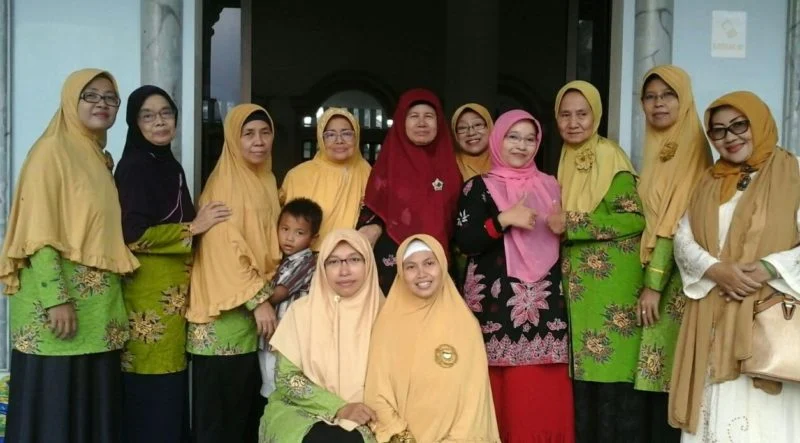 Lulusan Ramadhan Bergelar S.T, M.M