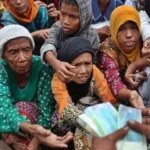 Penduduk Miskin Indonesia Melonjak Tajam