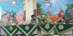 Majelis Dikdasmen PCM Wonokromo Sosialisasikan Aturan Kepegawaian di SD Musix