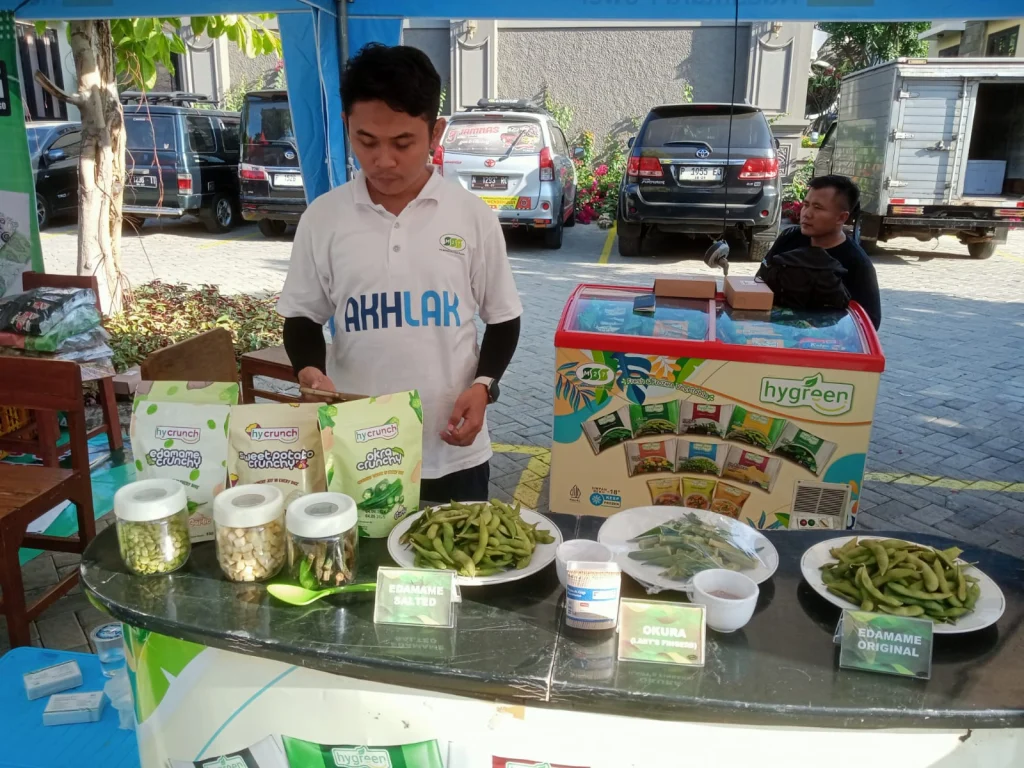 LP-UMKM PWM Jawa Timur Gelar Pameran UMKM di Situbondo