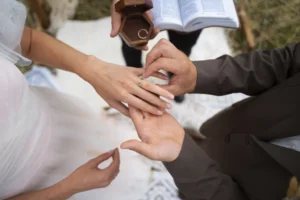 Menteri Agama Canangkan Kursus Pra Nikah selama Satu Semester, Ini Pendapat Dosen UM Surabaya