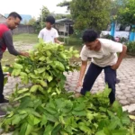 Wujudkan Sekolah Bersih dan Nyaman, SMP Muhammadiyah 1 Blitar Gelar Kerja Bakti Massal