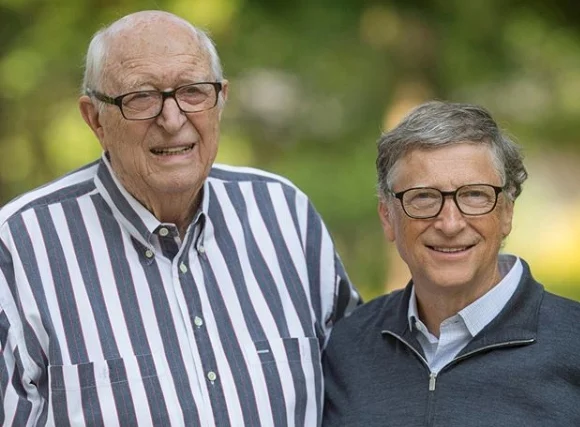 Bill Gates dan Ayah Supernya