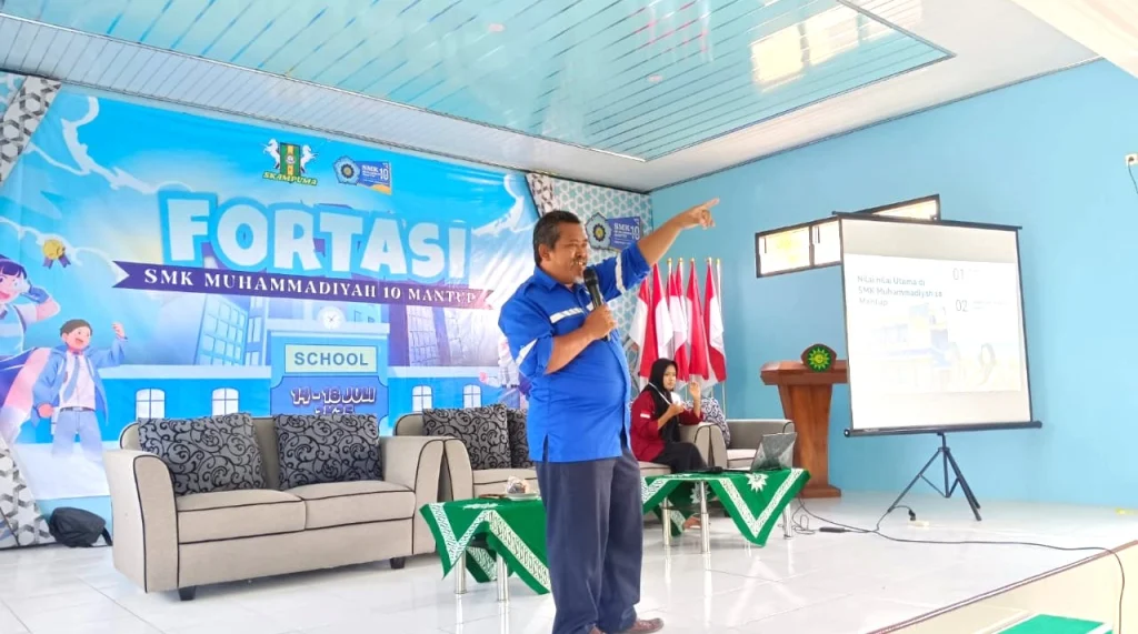 Materi Kedua Fortasi SMK Muhammadiyah 10 Mantup Tekankan Budaya Positif dan Semangat Berprestasi