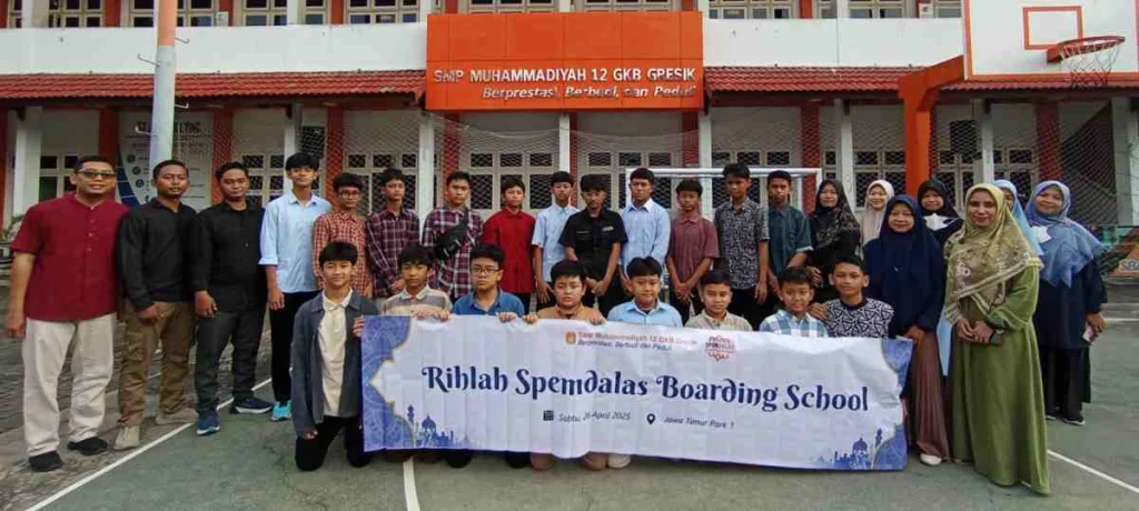 Rihlah Edukatif, Santri SBS Jelajahi Museum Tubuh dan Wahana Seru di Jatim Park 1